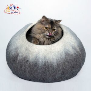 Two color Round shape felt cat cave Two color Round shape felt cat cave