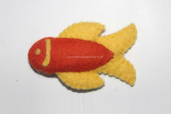 felt fish cat toy with bell inside