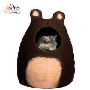 Two color ear design felt cat cave (front view with cat) Two color ear design felt cat cave (front view with cat)