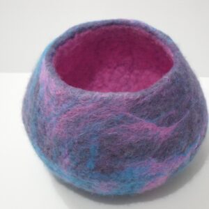 https://losthorizonhandicraft.com/wp-content/uploads/2022/12/Felted-bowl-workshop-Knit-and-Stitch-March-2013-12-300x300.jpg